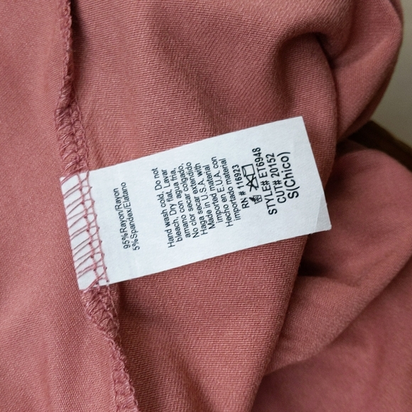 Short Sleeve Ruffle Tunic - Picture 4 of 4